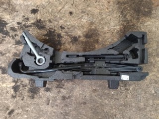 Набор инстументов штатный, ориг. номер NOMER, KATALOGU, HK8317B043AD, Jaguar F-pace X761 2015-2020