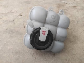 Бачок расширительный, ориг. номер 4M0121403G, NOMER, KATALOGU, Audi Q7 4M 2019-2024