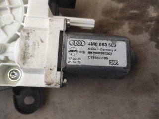 Электропривод шторки багажника., ориг. номер 4M0863560, NOMER, KATALOGU, Audi Q7 4M 2019-2024