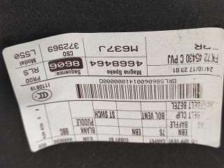 Обшивка багажника правая., ориг. номер NOMER, KATALOGU, SOVMESTIMYE, FK7245430C, LR060469, Land Rover Discovery Sport L550 2014-2019
