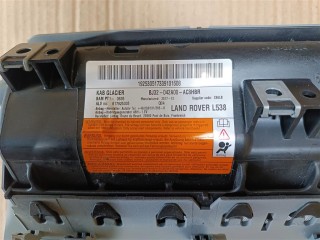 Подушка безопасности коленная потертость., ориг. номер LR026034, NOMER, BJ32042A00AC, LR026032, KATALOGU, SOVMESTIMYE, BJ32042A00AC8LBM, BJ32042A00AC8NUG, LR026031, LR026033, Land Rover Discovery Sport L550 2014-2019