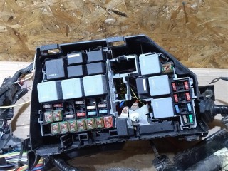 Блок предохранителей, ориг. номер 6G9T14A067AB, LR000530, NOMER, KATALOGU, SOVMESTIMYE, Land Rover Discovery Sport L550 2014-2019