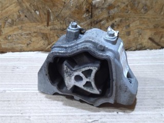 Подушка крепления двигателя задняя., ориг. номер TR8070M18, NOMER, 6G926P082AB, J9C1238, LR000596, KATALOGU, SOVMESTIMYE, Land Rover Discovery Sport L550 2014-2019