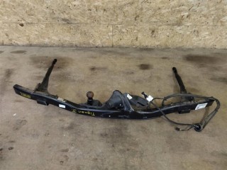 Прицепное устройство (фаркоп), ориг. номер 5NA803881F, NOMER, KATALOGU, Volkswagen Tiguan 2 2016-2021