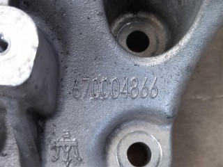 Кронштейн двигателя левый, ориг. номер NOMER, KATALOGU, 670004866, Maserati Ghibli M157 2016-2020
