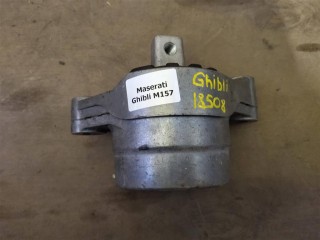Подушка крепления двигателя, ориг. номер NOMER, KATALOGU, 670004870, Maserati Ghibli M157 2016-2020