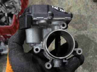 Заслонка дроссельная, ориг. номер 03L128063R, Audi A4 B8 2007-2012
