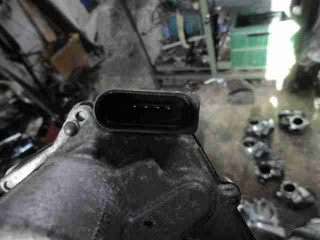 Заслонка дроссельная, ориг. номер 03L128063R, Audi A4 B8 2007-2012