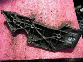Кронштейн генератора, ориг. номер 045903143C, Volkswagen Golf Mk4 1997-2006
