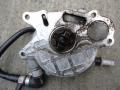 03L145100F Насос вакуумный Audi A4 B8 2010г. - фото №3