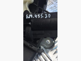 Замок багажника, ориг. номер 4F5827505D, Volkswagen Passat B6 2005-2010