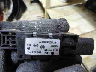 Датчик удара, ориг. номер 7L0909606, Volkswagen Touareg I 2002-2007