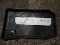 7L0864643B Крышка аккумулятора Volkswagen Touareg II 2012г. - фото №5