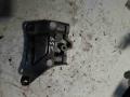 1K0199111E Кронштейн КПП Audi A3 8P 2003г. - фото №3