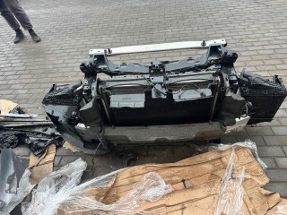 Передняя панель крепления облицовки (телевизор), ориг. номер SBORE, 4.0TSI, Audi Sq8 4MN 2019-2023