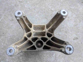 Подушка крепления КПП, ориг. номер 8K0399151, 4G0399115AJ, Audi A6 C7 рестайлинг 2014-2018
