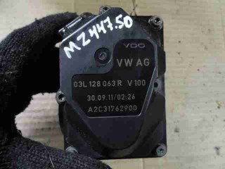 Заслонка дроссельная, ориг. номер 03L128063R, Audi A4 B8 рестайлинг