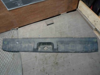 Накладка внутренняя на заднюю панель кузова, ориг. номер 84990EA500, Nissan Pathfinder III
