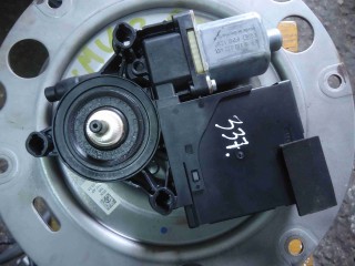 Моторчик стеклоподъемника передний правый, ориг. номер 3C0959702, Volkswagen Passat B7