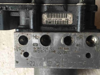 Блок ABS, ориг. номер 8R0907379C, Audi Q5 II