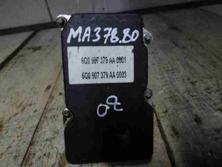 Блок ABS, ориг. номер 6Q0907379AA, Skoda Fabia I рестайлинг