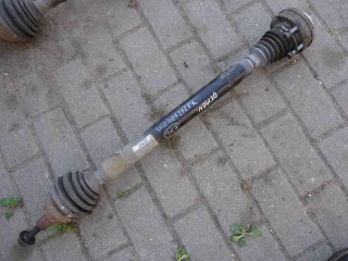 Полуось передняя правая (приводной вал, ШРУС), ориг. номер 1K0407272PK, Volkswagen Touran II