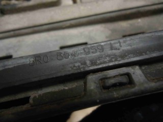 Молдинг крыла переднего левого, ориг. номер 8R0854959L, Audi Q5 II