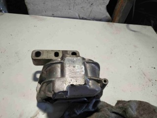 Подушка крепления двигателя, ориг. номер 5N0199262G, Audi Q3 I