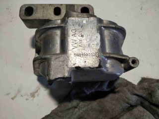 Подушка крепления двигателя, ориг. номер 5N0199262G, Audi Q3 I