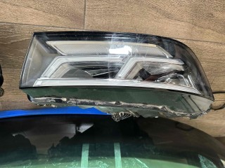 Фара передняя(комплект), ориг. номер 80A941036, 80A941035, Audi Q5 II 2017-2020
