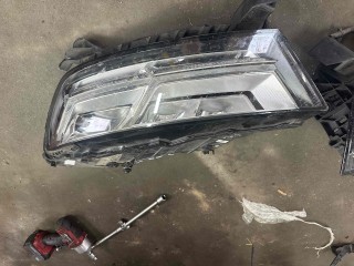 Фара передняя(комплект), ориг. номер 4M0941033C, 4M0941034C, Audi Q7 4M 2015-2019