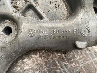 Кронштейн компрессора кондиционера, ориг. номер 1K0260885B, Volkswagen Touran II