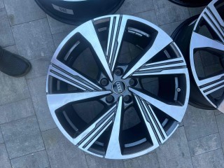 Диск литой, ориг. номер R21, Audi Q6 E-tron -1 поколение 2024-2026