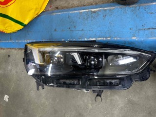 Фара передняя(комплект), ориг. номер 8W6941036D, 8W6941035D, Audi A5 II 2016-2020