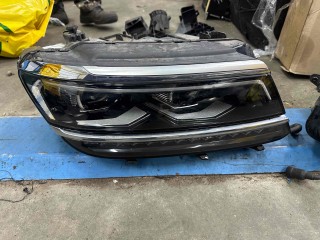 Фара передняя(комплект), ориг. номер 5NM941081A, 5NM941082A, Volkswagen Tiguan II 2016-2021