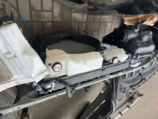 Передняя панель крепления облицовки (телевизор), Toyota Land Cruiser Prado 150 рестайлинг 2
