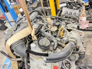 Двигатель, ориг. номер CDG, 150000KM, Volkswagen Touran II