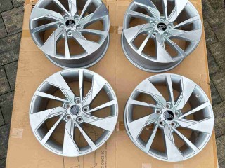 Диск литой, ориг. номер R17, 8Y0601025F, Audi A3 8V 2012-2016