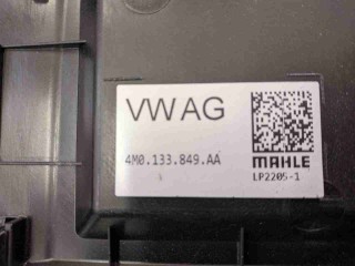 Корпус воздушного фильтра, ориг. номер 059906461S, 4M0133849AA, 4M0133837AA, Audi Q8 I