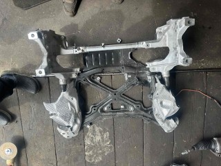 Балка подвески передняя (подрамник) Audi Q8 I, 4M0399315T