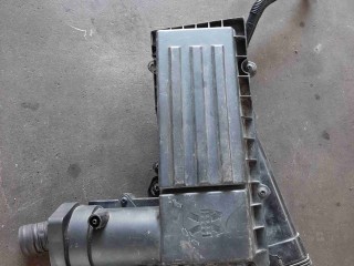 Корпус воздушного фильтра, ориг. номер 1K0129620E, 3C0129607BH, 3C0129601CF, Volkswagen Passat B7 2011-2015