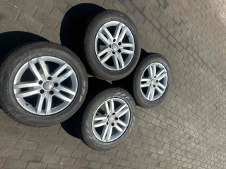 Диск литой Audi Q7 4L рестайлинг 2009-2015, 4L0601025B