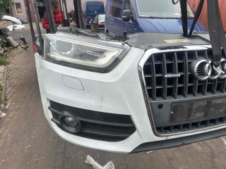 Передняя панель крепления облицовки (телевизор) Audi Q3 I 2011-2014