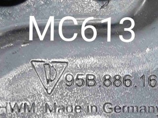 Кронштейн Porsche Macan I рестайлинг 2 2021-2024, 95B886162