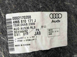 Защита арок задняя левая (подкрылок) Audi Q8 I 2018-2023, 4M8810171J