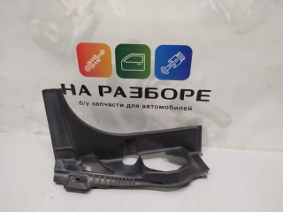 накладка на петлю багажника, ориг. номер 64439-60011, TOYOTA Land Cruiser 2007-2026
