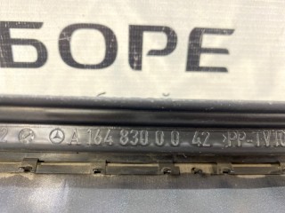 клапан в крыло, ориг. номер A1648300342, Mercedes-Benz GL-Class 2006-2009