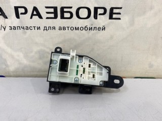 Панель управления стояночным тормозом, ориг. номер 84390-33050, TOYOTA CAMRY 2017-2021