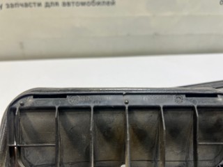 клапан в крыло, ориг. номер 7700838358, RENAULT SANDERO 2013-2018
