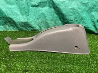 Консоль между сидений, ориг. номер 8462125000, Hyundai Accent 1999-2012